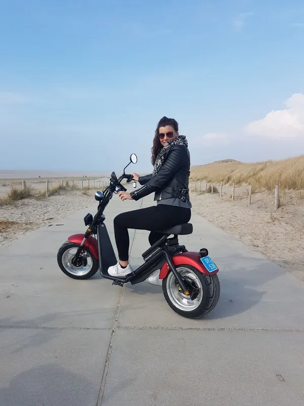 E-Chopper bij de duinen
